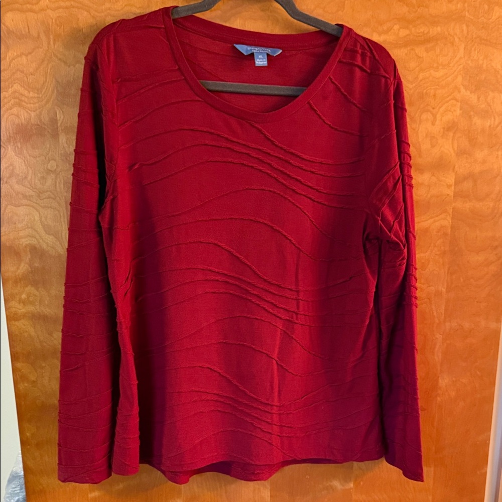 Simply Vera Vera Wang Textured Red Long Sleeve Top